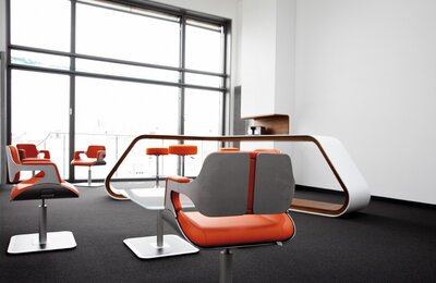 lounge-kresla-i-stolik-silver-zona-priema