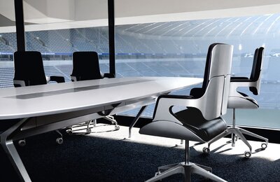ofisnaja-mebel-silver-262s-858s-konferents-komnata-stadion