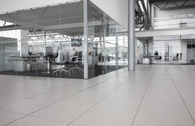 prestizhnye-kresla-silver-362s-151s-kabinet